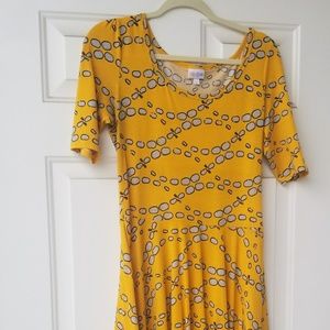 Adorable Lularoe Nicole Dress